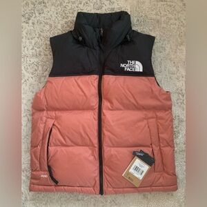 NEW The North Face Women's 96 Retro Nuptse Vest Light Mahogany - Size MEDIUM